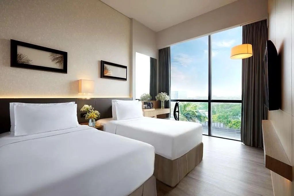Momentus Hotel Alexandra Сингапур