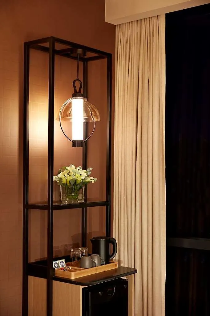Momentus Hotel Alexandra Сингапур
